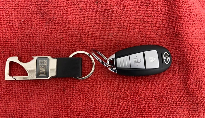 2022 Toyota URBAN CRUISER MID MT, Petrol, Manual, 2,256 km, Key Close Up