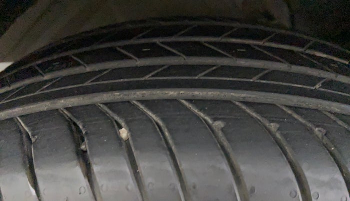 2022 Toyota URBAN CRUISER MID MT, Petrol, Manual, 2,256 km, Left Front Tyre Tread
