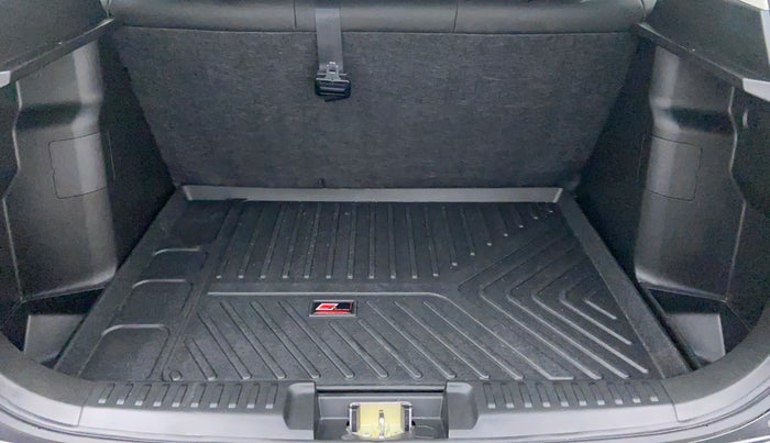 2022 Toyota URBAN CRUISER MID MT, Petrol, Manual, 2,256 km, Boot Inside