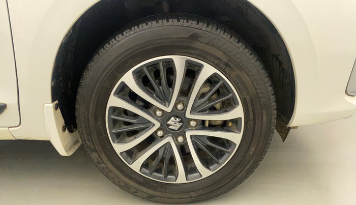 2022 Maruti Ertiga ZXI (O) CNG, CNG, Manual, 20,619 km, Right Front Wheel