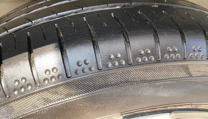 2020 Honda City 1.5L I-VTEC ZX CVT, Petrol, Automatic, 91,515 km, Left Rear Tyre Tread