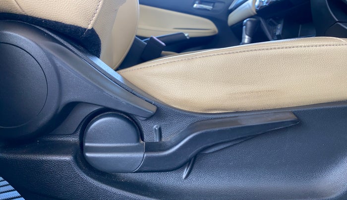 2020 Honda City 1.5L I-VTEC ZX CVT, Petrol, Automatic, 91,515 km, Driver Side Adjustment Panel