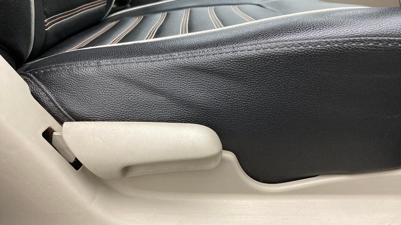 2018 Maruti Celerio VXI AMT (O), Petrol, Automatic, 67,906 km, Driver Side Adjustment Panel