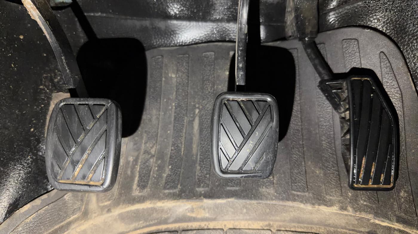 2017 Maruti Baleno DELTA PETROL 1.2, Petrol, Manual, 87,405 km, Pedals