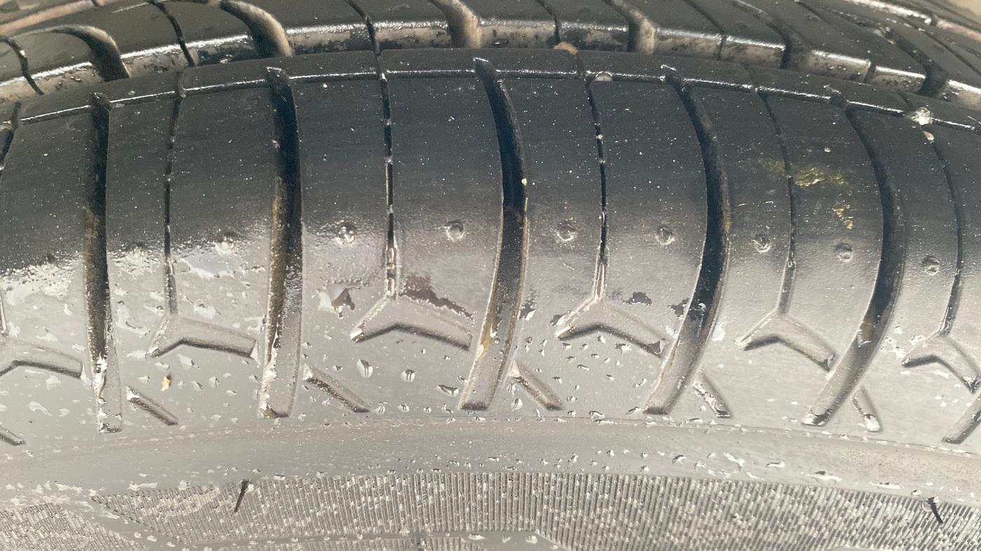 2014 Hyundai i10 MAGNA 1.1, Petrol, Manual, 57,429 km, Right Rear Tyre Tread