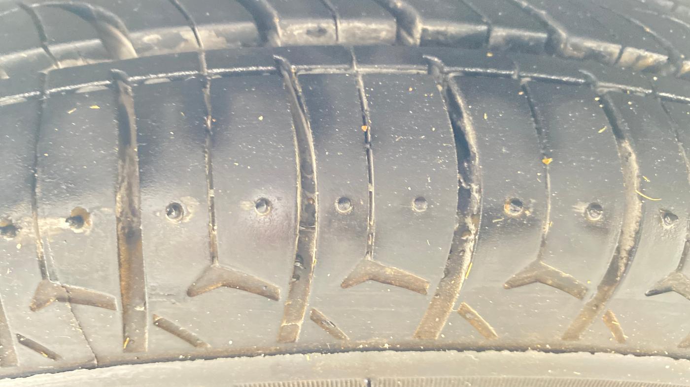 2014 Hyundai i10 MAGNA 1.1, Petrol, Manual, 57,429 km, Left Front Tyre Tread