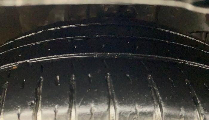 2012 Honda City 1.5L I-VTEC S AT, Petrol, Automatic, 1,28,701 km, Right Front Tyre Tread