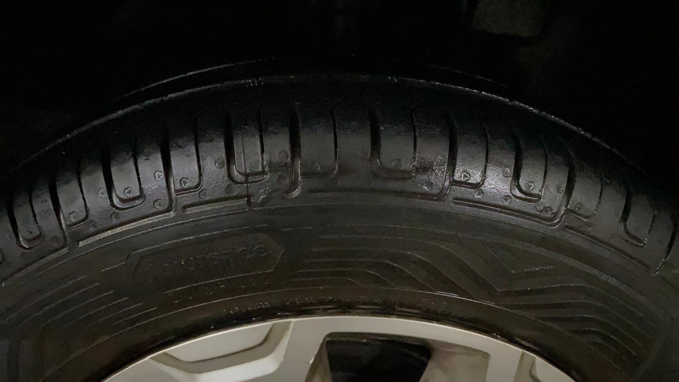 2018 Renault Kwid CLIMBER 1.0 AMT, Petrol, Automatic, 44,922 km, Left Front Tyre Tread
