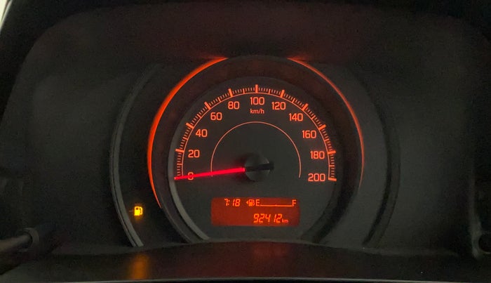 2021 Maruti Swift LXI, CNG, Manual, 92,464 km, Odometer Image