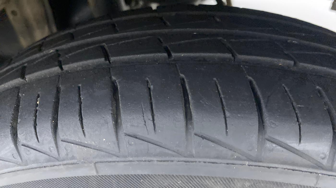 2022 Maruti Alto VXI PLUS, Petrol, Manual, 13,095 km, Left Rear Tyre Tread