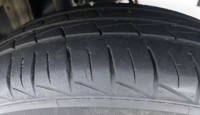 2022 Maruti Alto VXI PLUS, Petrol, Manual, 13,095 km, Left Rear Tyre Tread
