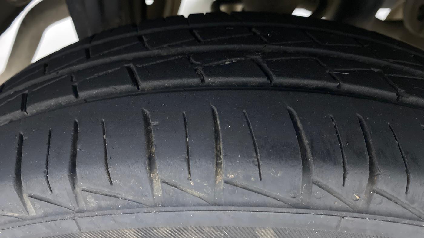 2022 Maruti Alto VXI PLUS, Petrol, Manual, 13,095 km, Right Rear Tyre Tread