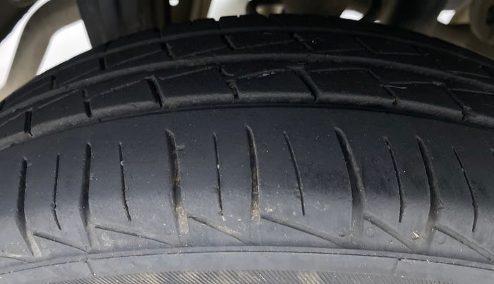 2022 Maruti Alto VXI PLUS, Petrol, Manual, 13,095 km, Right Rear Tyre Tread