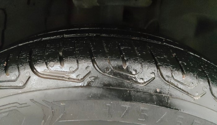 2022 Tata TIGOR XZ PLUS CNG, CNG, Manual, 39,569 km, Right Front Tyre Tread