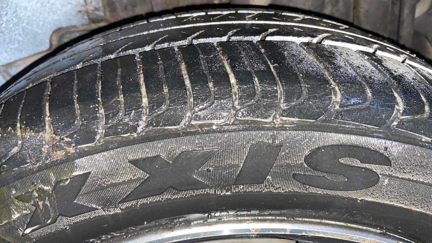 2022 Tata TIGOR XZA PLUS PETROL, Petrol, Automatic, 49,049 km, Left Rear Tyre Tread