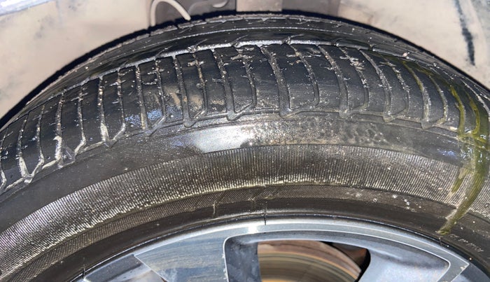 2022 Tata TIGOR XZA PLUS PETROL, Petrol, Automatic, 48,761 km, Left Front Tyre Tread