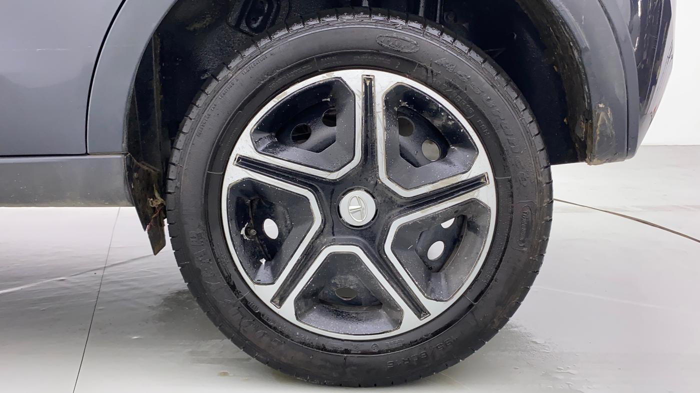 2019 Tata NEXON XM PETROL, Petrol, Manual, 95,344 km, Left Rear Wheel