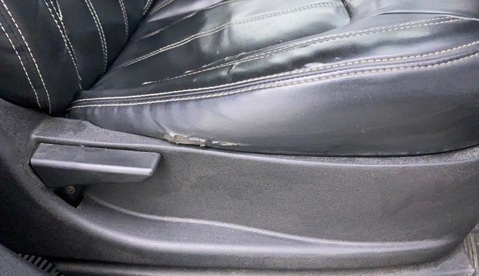 2019 Tata NEXON XM PETROL, Petrol, Manual, 95,344 km, Driver Side Adjustment Panel