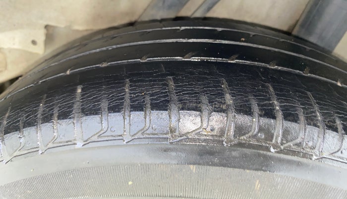 2016 Honda City 1.5L I-VTEC SV, Petrol, Manual, 57,295 km, Left Rear Tyre Tread