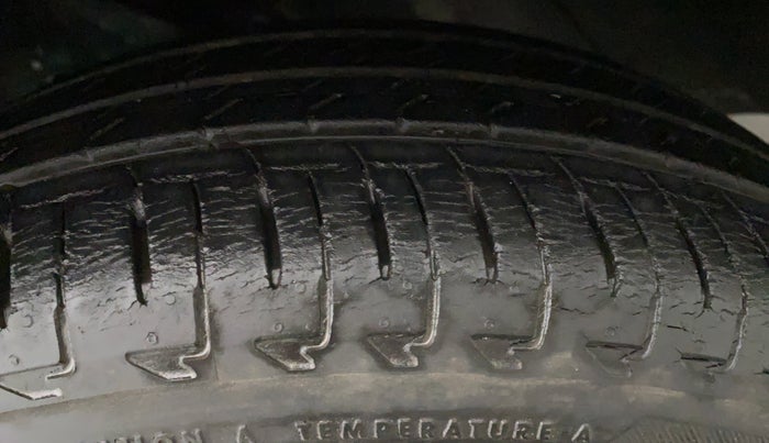 2017 Maruti IGNIS ALPHA 1.2, Petrol, Manual, 25,446 km, Left Rear Tyre Tread