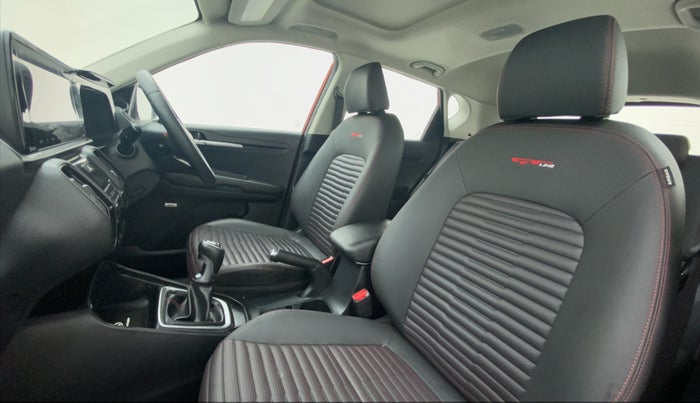 2020 KIA SONET GTX + 1.0 IMT, Petrol, Manual, 14,135 km, Right Side Front Door Cabin
