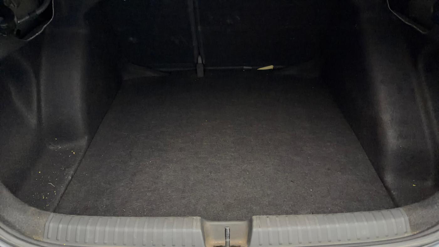 2023 Volkswagen VIRTUS TOPLINE TSI 1.0 AT, Petrol, Automatic, 64,199 km, Boot Inside