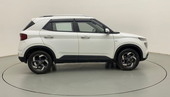 2019 Hyundai VENUE SX PLUS 1.0 TURBO DCT, Petrol, Automatic, 72,340 km, Right Side View