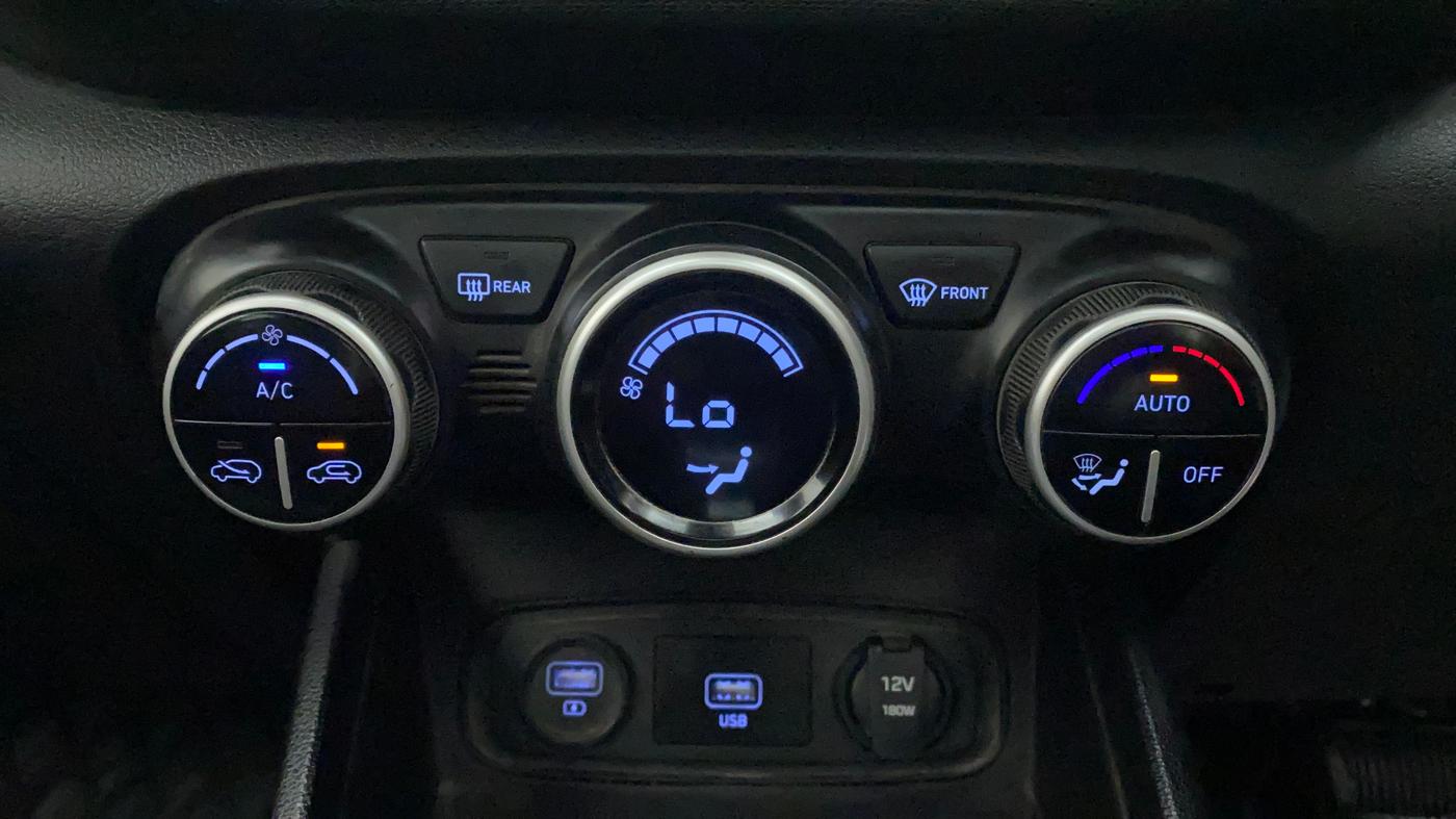 2019 Hyundai VENUE SX PLUS 1.0 TURBO DCT, Petrol, Automatic, 72,340 km, Automatic Climate Control
