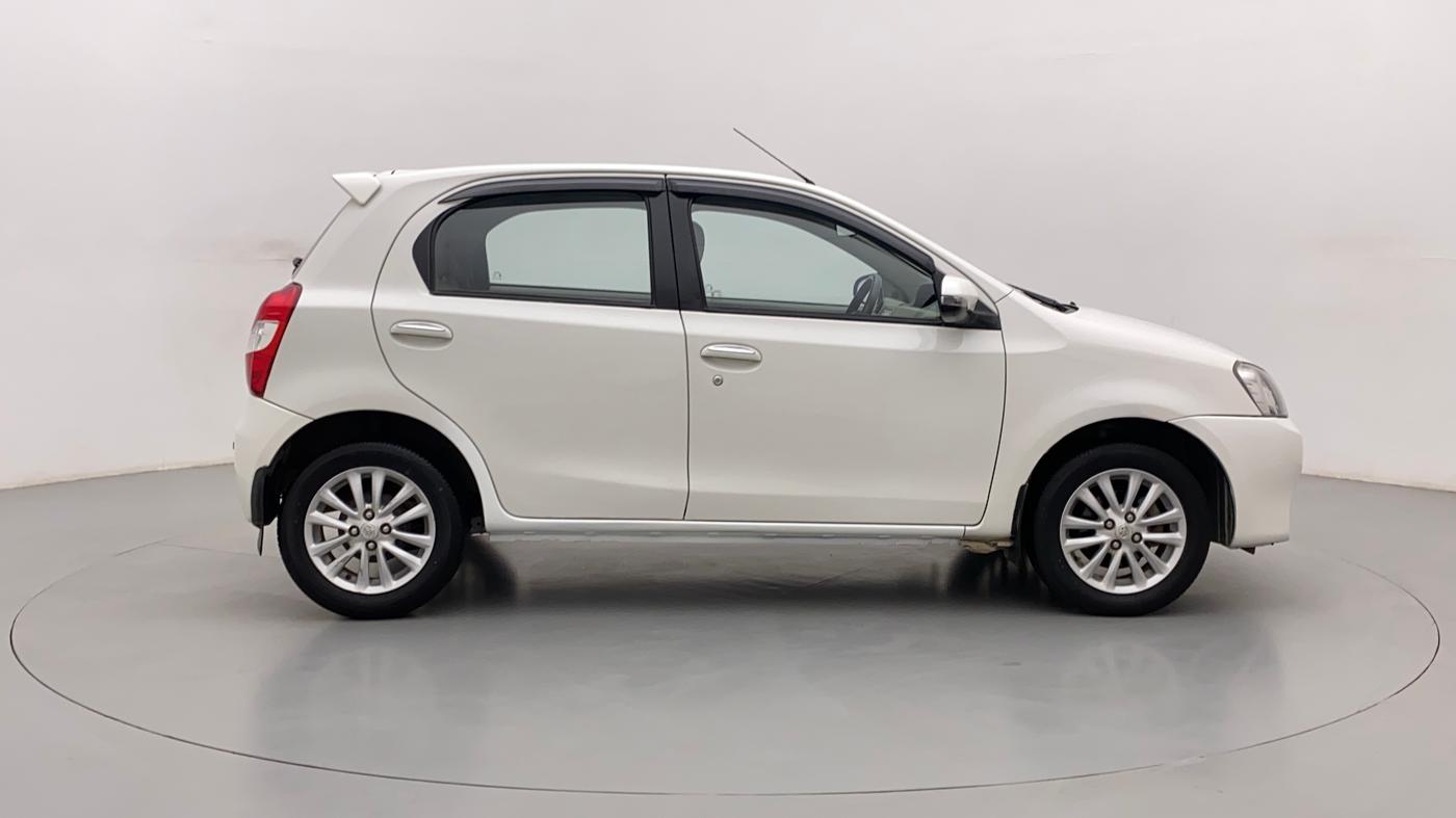 2013 Toyota Etios Liva V, Petrol, Manual, 41,679 km, Right Side View