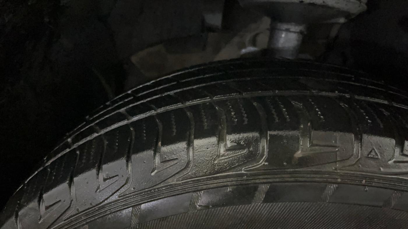2014 Nissan Terrano XL (P), Petrol, Manual, 92,036 km, Left Front Tyre Tread