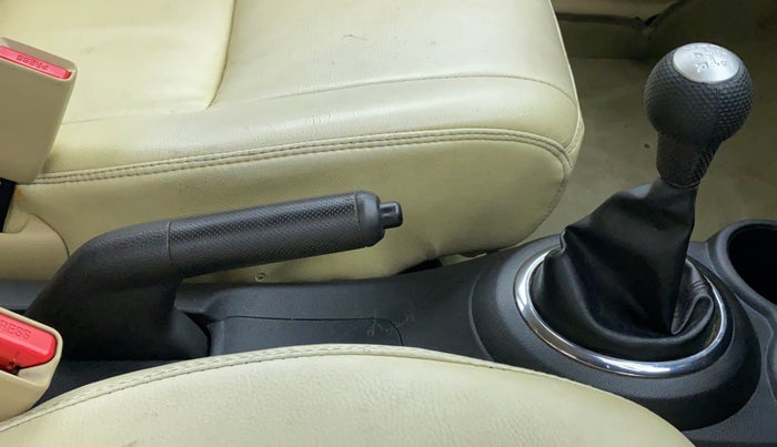 2014 Honda Mobilio 1.5 S I DTEC, Diesel, Manual, 53,489 km, Gear Lever