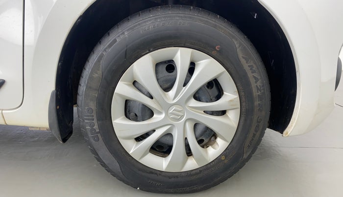 2018 Maruti Swift VXI D, Petrol, Manual, 48,809 km, Right Front Wheel