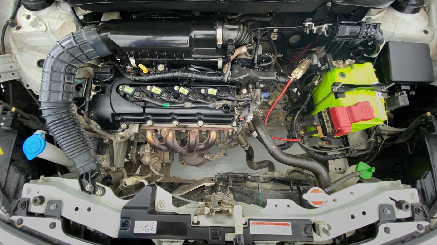 2018 Maruti Swift VXI D, Petrol, Manual, 48,809 km, Open Bonet