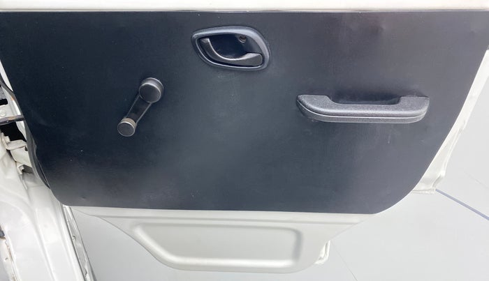 2018 Maruti Eeco 5 STR WITH AC PLUSHTR, Petrol, Manual, 37,999 km, Driver Side Door Panels Control
