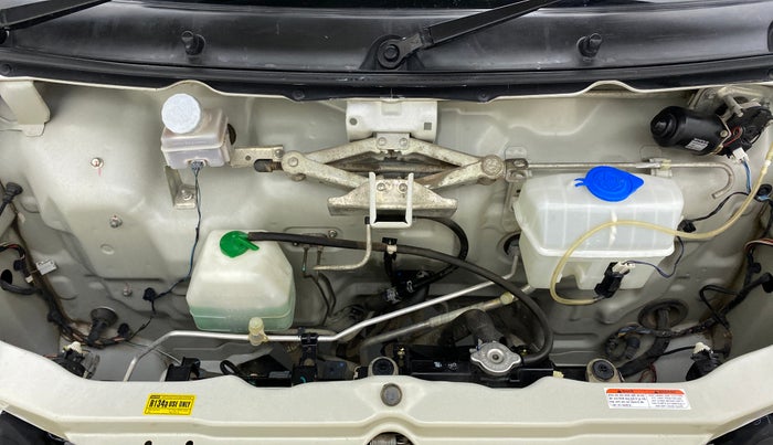 2018 Maruti Eeco 5 STR WITH AC PLUSHTR, Petrol, Manual, 37,999 km, Open Bonet