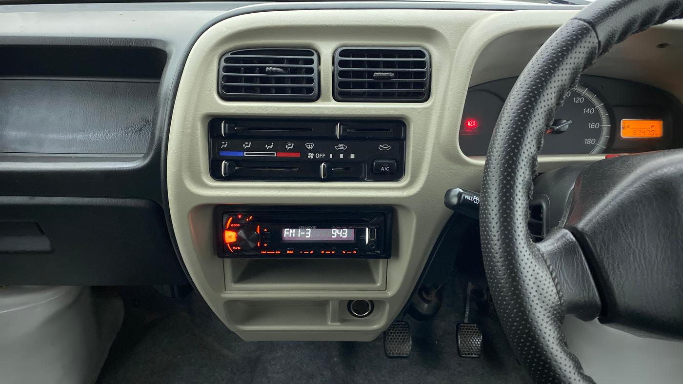 2018 Maruti Eeco 5 STR WITH AC PLUSHTR, Petrol, Manual, 37,999 km, Air Conditioner