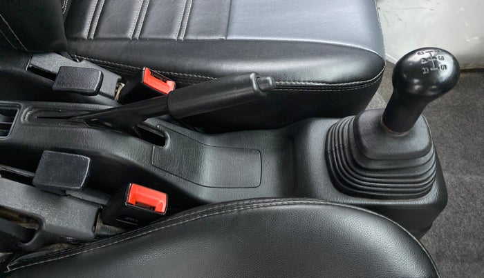 2018 Maruti Eeco 5 STR WITH AC PLUSHTR, Petrol, Manual, 37,999 km, Gear Lever