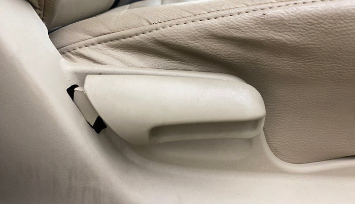 2018 Maruti Ertiga VDI SHVS, Diesel, Manual, 57,693 km, Driver Side Adjustment Panel