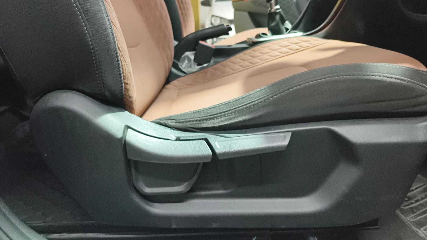 2022 Hyundai ALCAZAR PRESTIGE 2.0 MT 7STR, Petrol, Manual, 75,398 km, Driver Side Adjustment Panel