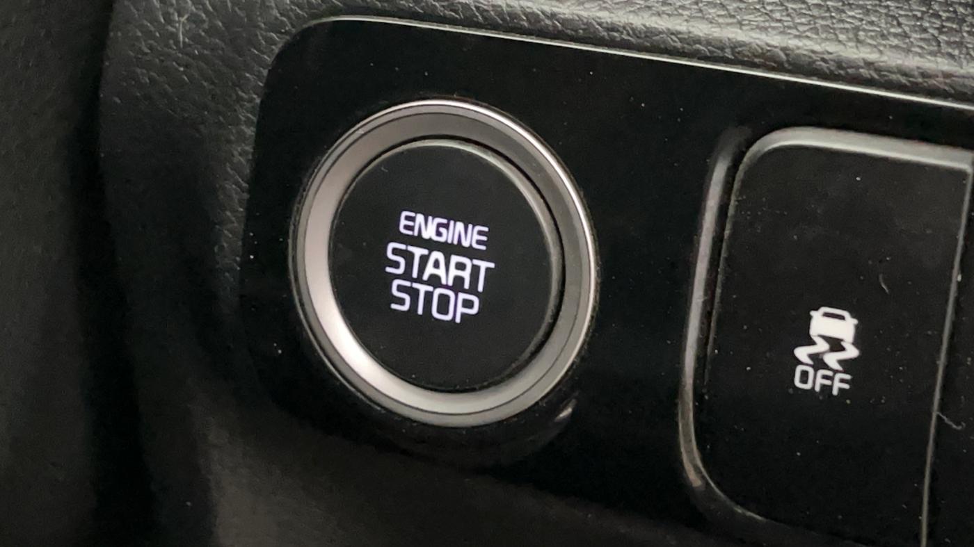 2020 KIA SONET GTX PLUS 1.5 AT, Diesel, Automatic, 65,360 km, Keyless Start/ Stop Button