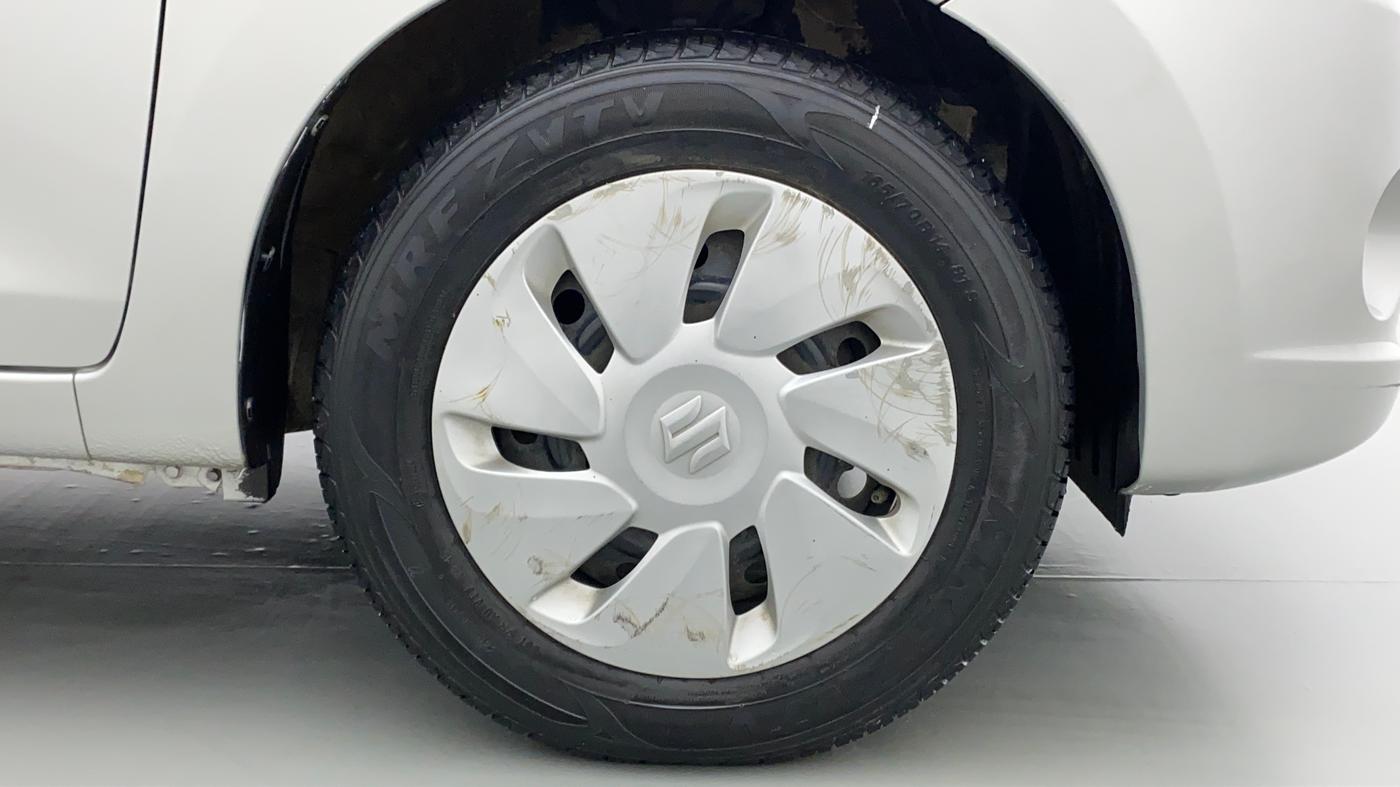 2015 Maruti Celerio VXI d, Petrol, Manual, 44,476 km, Right Front Wheel