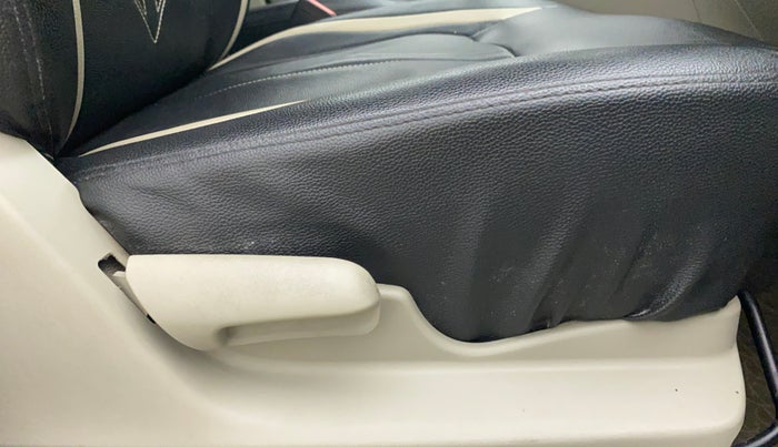2015 Maruti Celerio VXI d, Petrol, Manual, 44,476 km, Driver Side Adjustment Panel