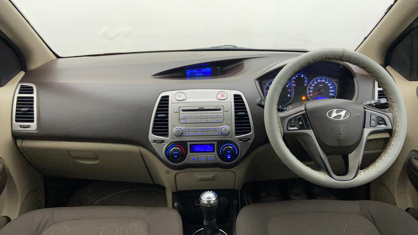 2010 Hyundai i20 SPORTZ 1.2, Petrol, Manual, 42,073 km, Dashboard