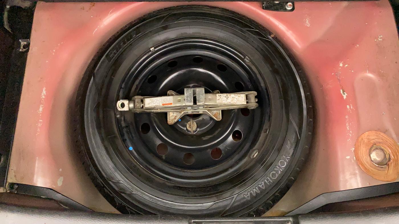 2014 Maruti Swift VXI, Petrol, Manual, 88,051 km, Spare Tyre