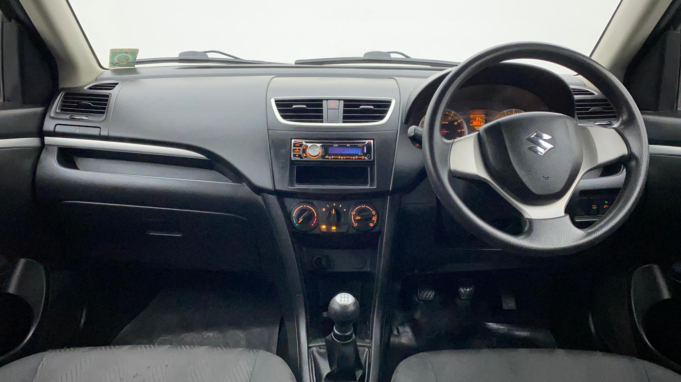 2014 Maruti Swift VXI, Petrol, Manual, 88,051 km, Dashboard