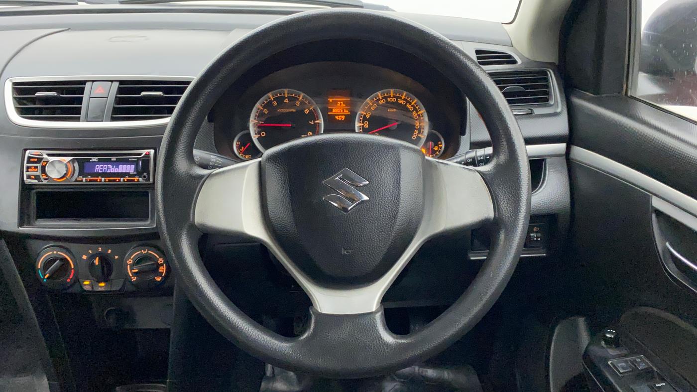 2014 Maruti Swift VXI, Petrol, Manual, 88,051 km, Steering Wheel Close Up
