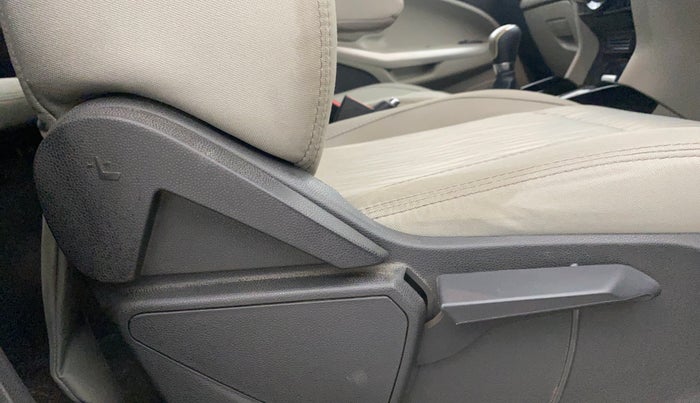 2016 Ford Ecosport TITANIUM 1.5L DIESEL, Diesel, Manual, 34,285 km, Driver Side Adjustment Panel