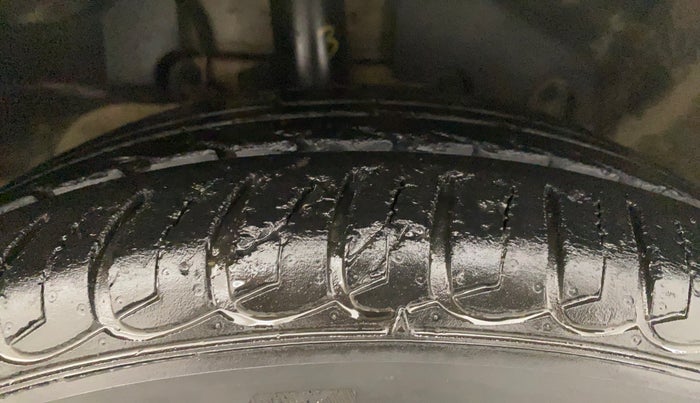 2016 Ford Ecosport TITANIUM 1.5L DIESEL, Diesel, Manual, 34,285 km, Right Front Tyre Tread