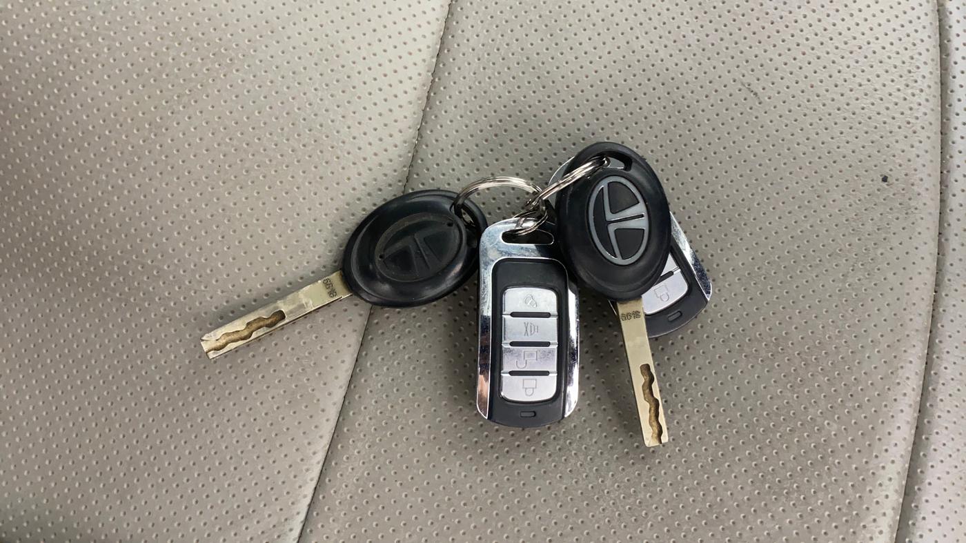 2023 Tata TIGOR XM PETROL, Petrol, Manual, 45,710 km, Key Close Up