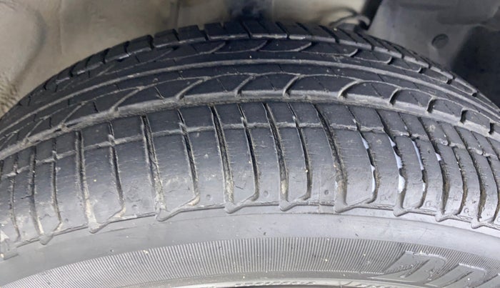 2016 Nissan Micra XV CVT, Petrol, Automatic, 8,096 km, Right Front Tyre Tread